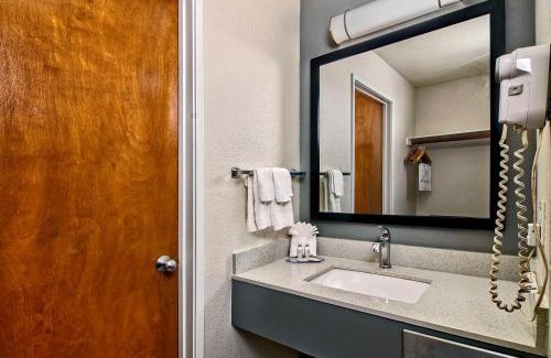 Morgan Hill Hotel | Quality Inn & Suites South San Jose - Morgan Hill