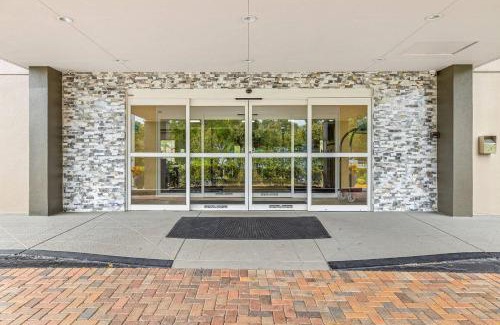 Tampa Hotel | Quality Inn & Suites Tampa-Ybor City