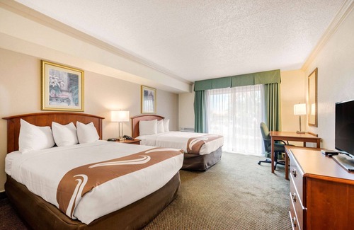 Tarpon Springs Hotel | Quality Inn & Suites Tarpon Springs South