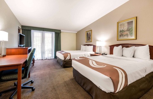 Tarpon Springs Hotel | Quality Inn & Suites Tarpon Springs South
