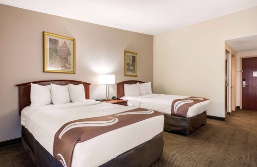 Tarpon Springs Hotel | Quality Inn & Suites Tarpon Springs South