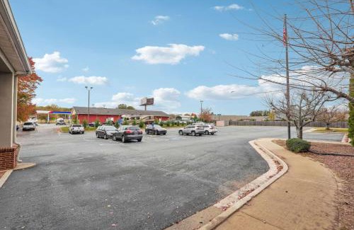 Dawsonville Hotel | Quality Inn & Suites