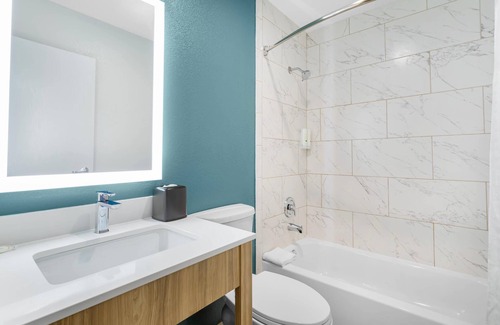 Ashley Oaks Hotel | Quality Inn & Suites