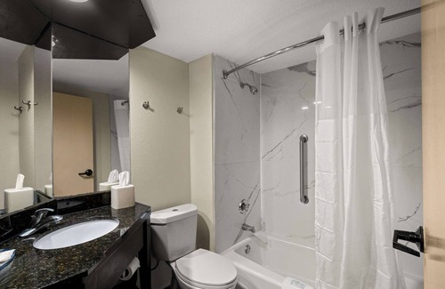 North Little Rock Hotel | Quality Inn & Suites North Little Rock