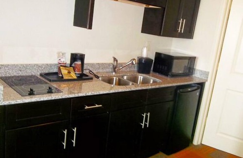 Victoria Hotel | Quality Inn & Suites Victoria East