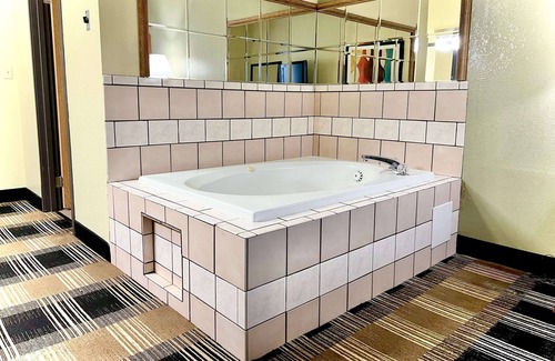 Wisconsin Dells Hotel | Quality Inn & Suites Wisconsin Dells Downtown - Waterparks Area