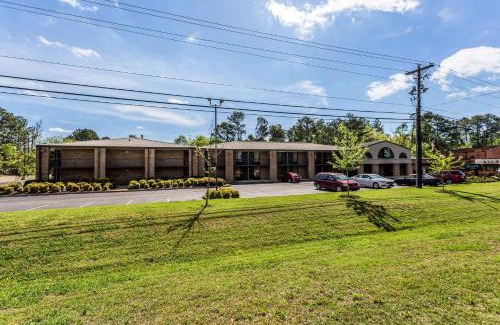 Tupelo Hotel | Quality Inn Tupelo Central