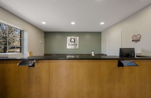 Farmville Hotel | Quality Inn University Area