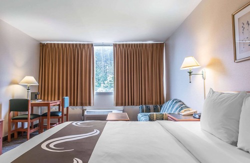 Hermitage Hotel | Quality Inn