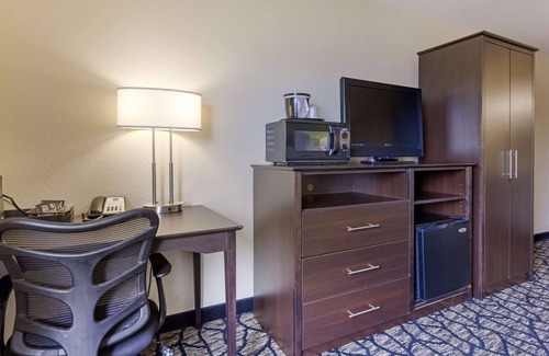 Oshkosh Hotel | Quality Inn