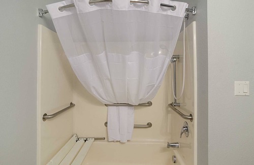 Seaside Hotel | Quality Inn