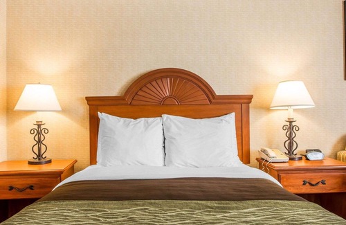 Sidney Hotel | Quality Inn