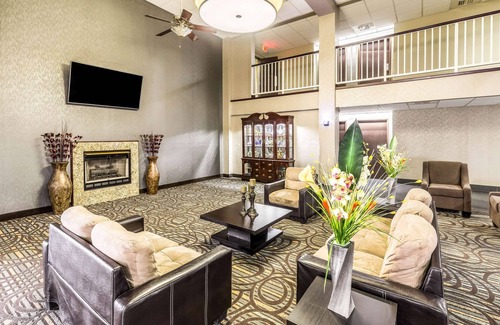 West Plains Hotel | Quality Inn