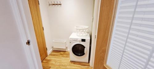 Looe House | Quality Self Catering Accommodation Looe Polperro Sleeps 2