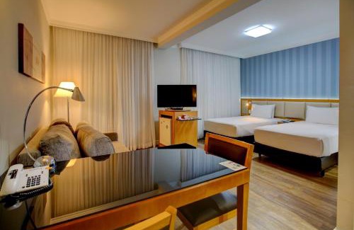 Pinheiros Hotel | Quality Suítes Oscar Freire