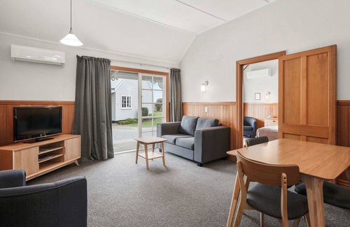 Rangatira Park Hotel | Quality Suites Huka Falls