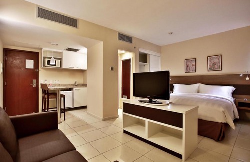 Costa Azul Hotel | Quality Suites São Salvador