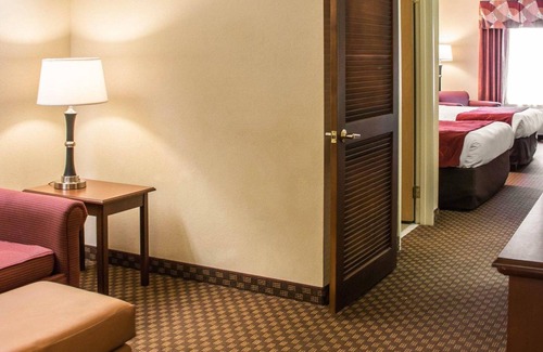 North San Antonio - SAT Hotel | Quality Suites San Antonio Northeast