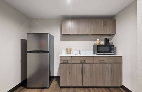 Wildwood Hotel | Quality Suites Wildwood - The Villages