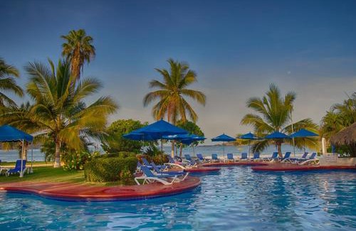 Ixtapa Resort | Qualton Club Ixtapa All Inclusive