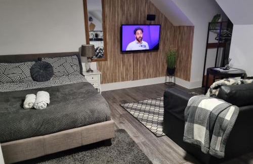 Wainscot Apartment | Quantock Loft Studio 3