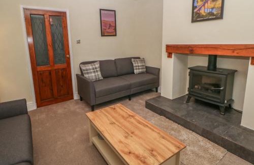 Buxton House | Quarry Cottage
