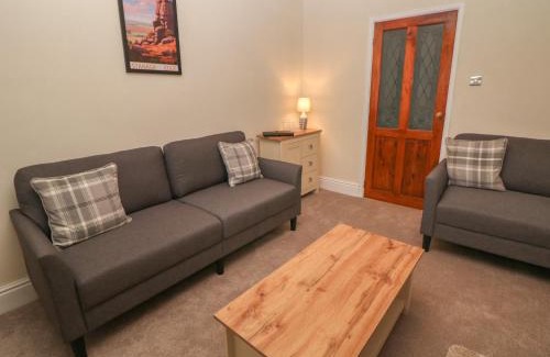 Buxton House | Quarry Cottage