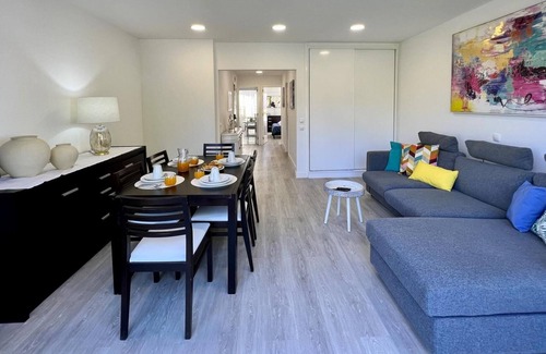 Cavacos Apartment | Quarteira Stylish 1 by Homing