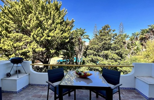 Cavacos Apartment | Quarteira Stylish 1 by Homing