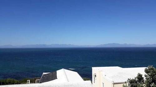 Simon's Town Apartment | Quarterdeck Holiday Apartment
