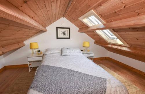 Down House | Quarterland's Barn