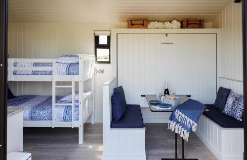 Bangor Other | Quarterlands Glamping, Shepherds hut Bracken