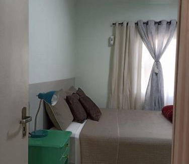 Maringa House | Quarto 1 para mulher