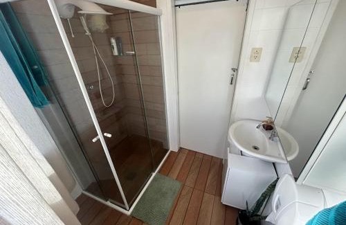 Centro Bed & Breakfast | Quarto 6 no Centro de Itajaí, Ar+SmartTv