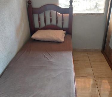 Nova Odessa House | Quarto com cama de casal