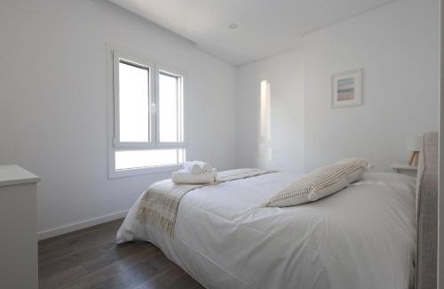 Seixal House | Quarto confortável em casa com Piscina