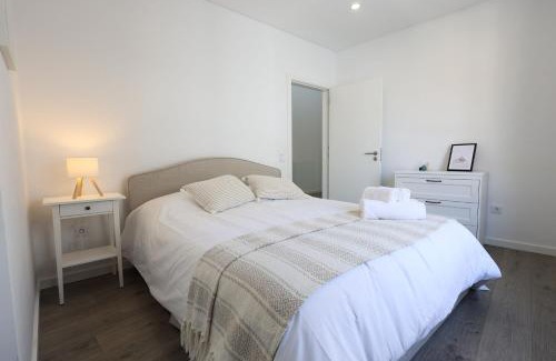 Seixal House | Quarto confortável em casa com Piscina