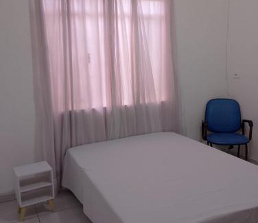 Portao House | Quarto duplo arejado