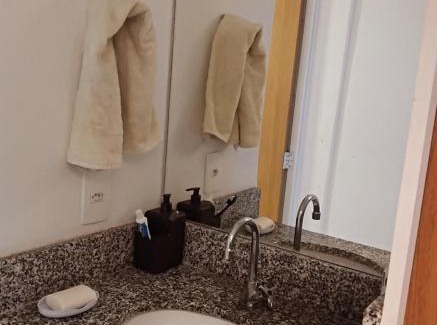 Estoril House | Quarto em apartamento completo no Estoril