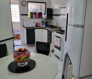 Guilhermina House | Quarto em Apto Vista Mar na Guilhermina
