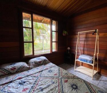 Sao Roque House | QUARTO Outono em Casa de Madeira no Alto da Serra - PetFriendly