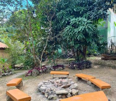 Vale do Capao House | Quarto para 6 a 900m da Vila do Capão