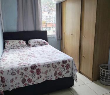 Florianopolis House | Quarto privativo em apartamento compartilhado