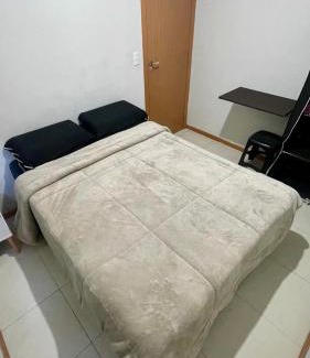 Forquilhas House | Quarto privativo próximo a Arena Opus
