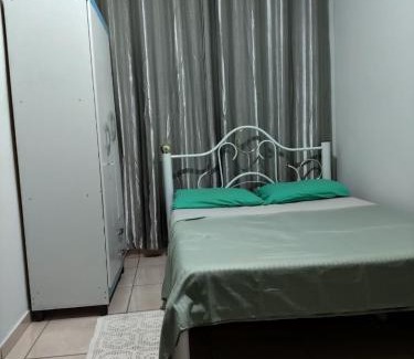 Maringa House | Quartos em casa na Cidade Canção Maringa