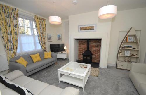 Christchurch House | Quay Corner, 5 bed house, Christchurch Dorset
