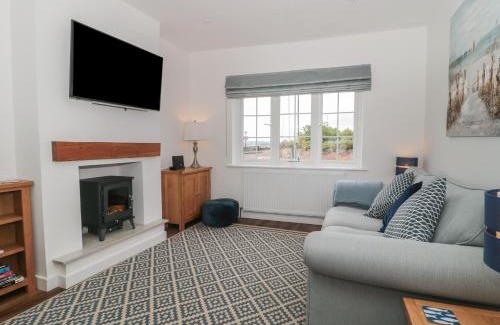 Poole House | Quay Cottage - Sea View