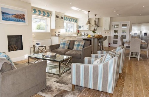 Salcombe Cottage | Quayside