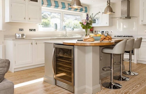 Salcombe Cottage | Quayside