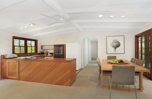 Bowral House | Que Sera – pet friendly